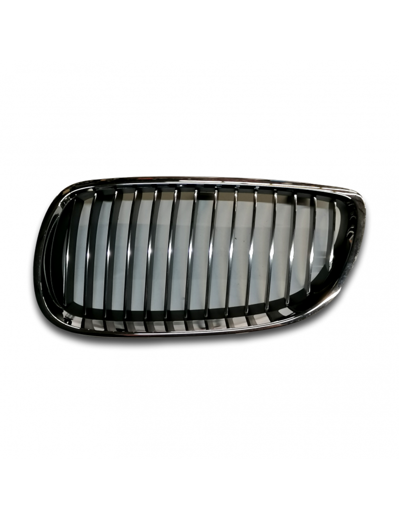 FRONT GRILL B6 LEFT CHROME